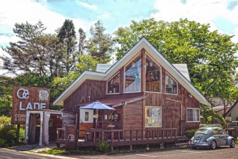 LADE clothing community STORE & gallery